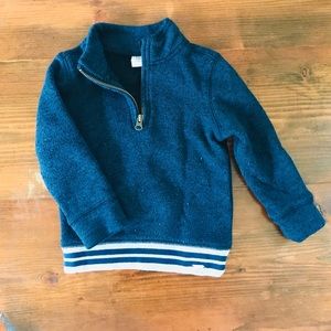 Gap pull over sweater